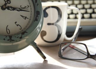 Z czego składa się pół oś? Z czego składa się pół oś?